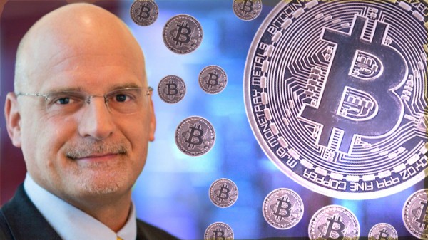 Аналитик Bloomberg: В 2022 году биткоин станет главным безрисковым активом Аналитик Bloomberg: В 2022 году биткоин станет главным безрисковым активом